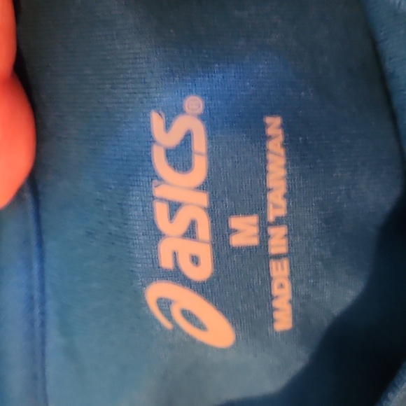 Womens Asics mock turtleneck thermoplastic, semi fitted, l/s, running. New - Picture 6 of 7